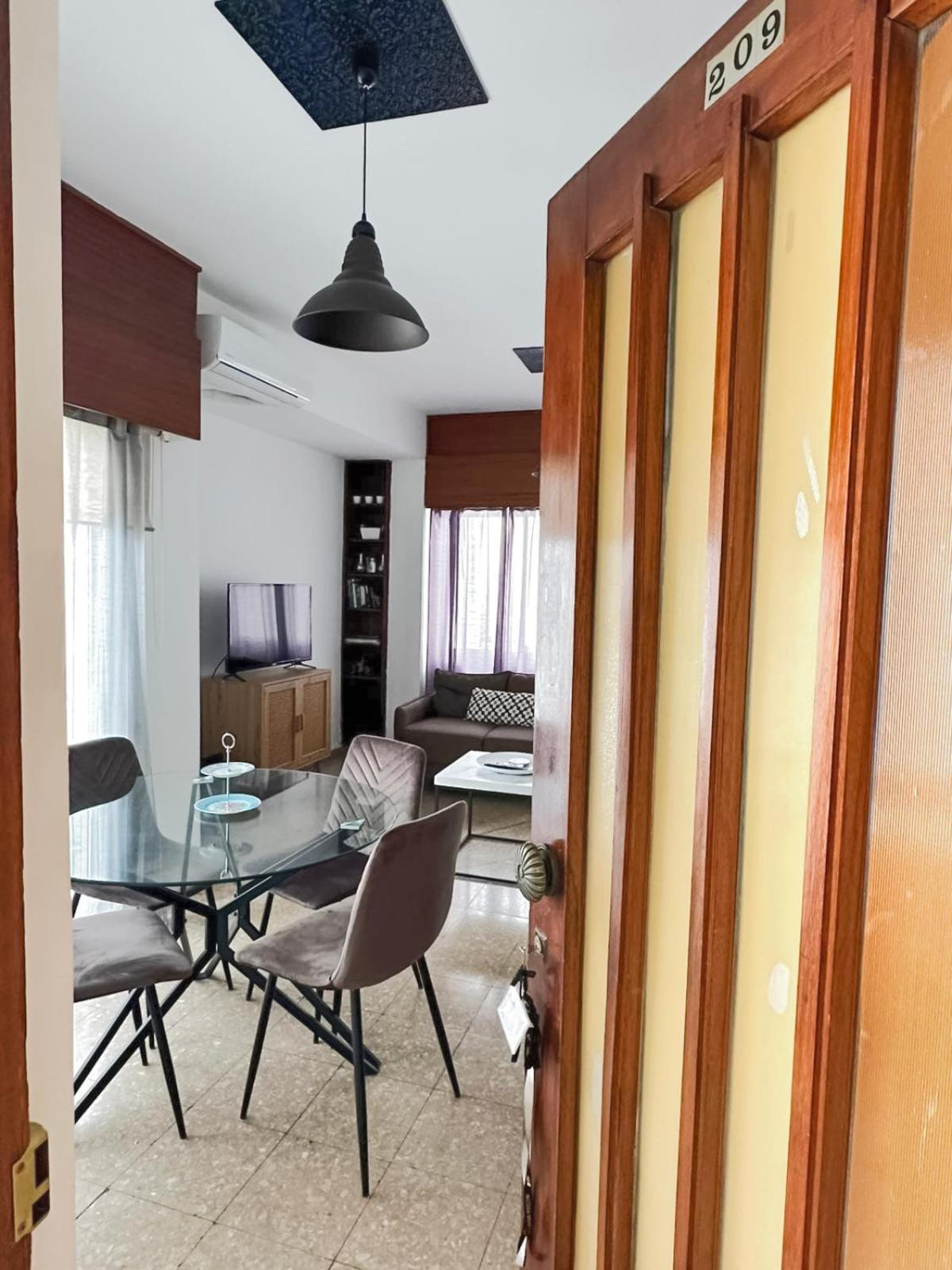 Comfortable Engomi Apartment นิโคเซีย ภายนอก รูปภาพ